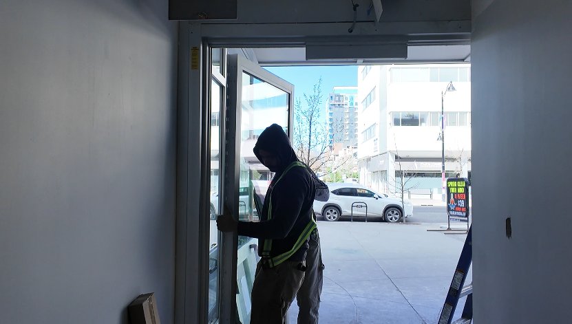aluminum storefront