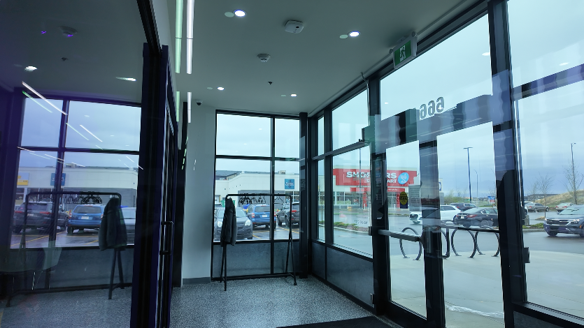 aluminum storefront